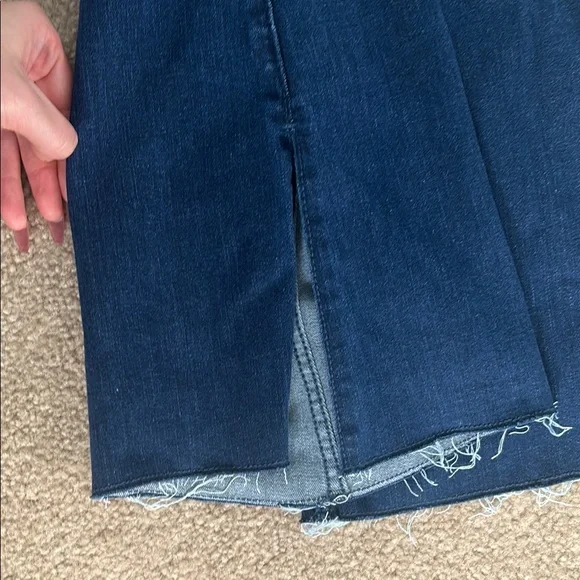 Brand New Hollister Navy Flare Jeans - Picture 3 of 5